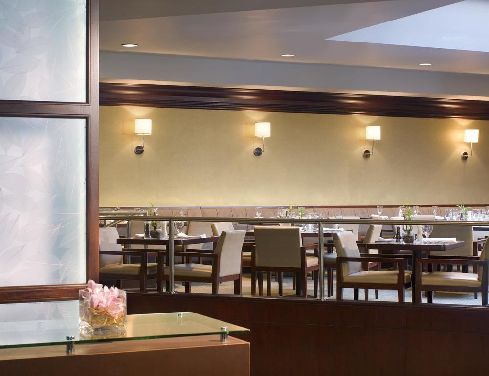Отель The Westin Southfield Detroit Экстерьер фото