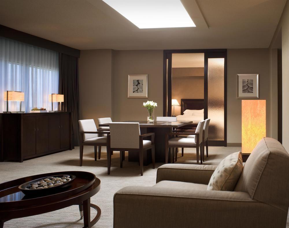 Отель The Westin Southfield Detroit Экстерьер фото