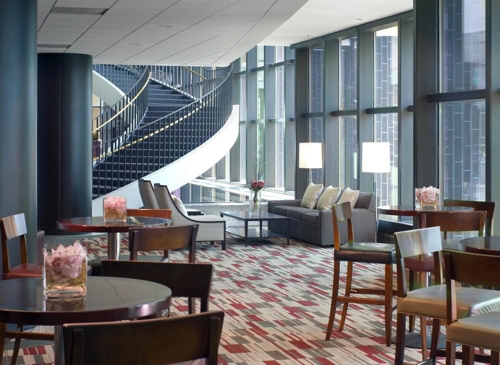 Отель The Westin Southfield Detroit Экстерьер фото