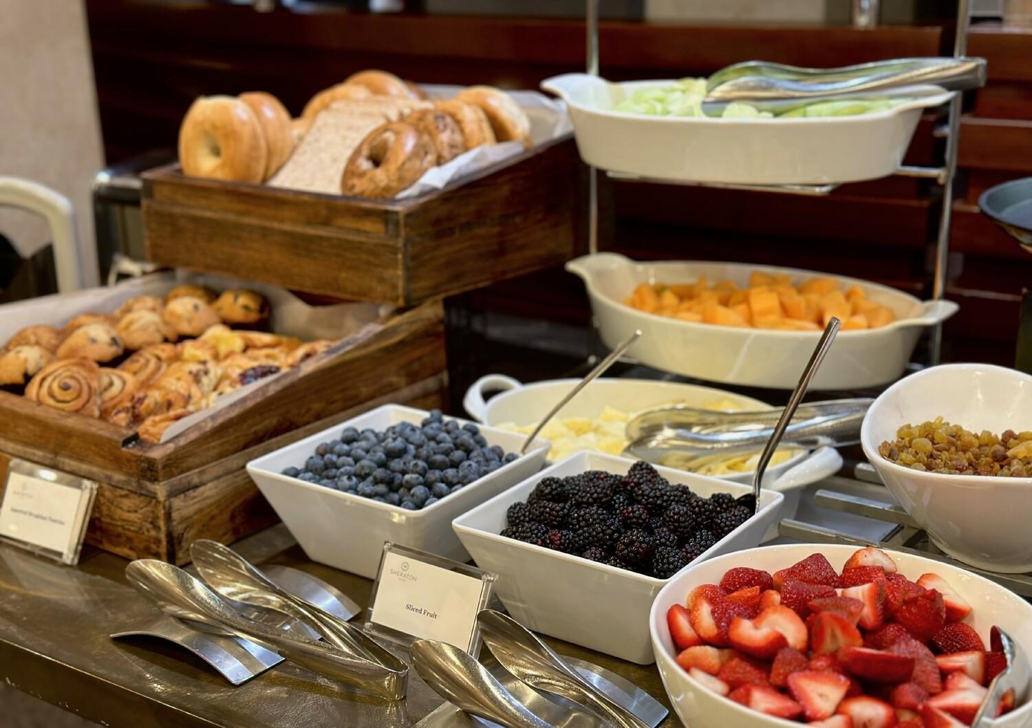 Отель The Westin Southfield Detroit Экстерьер фото