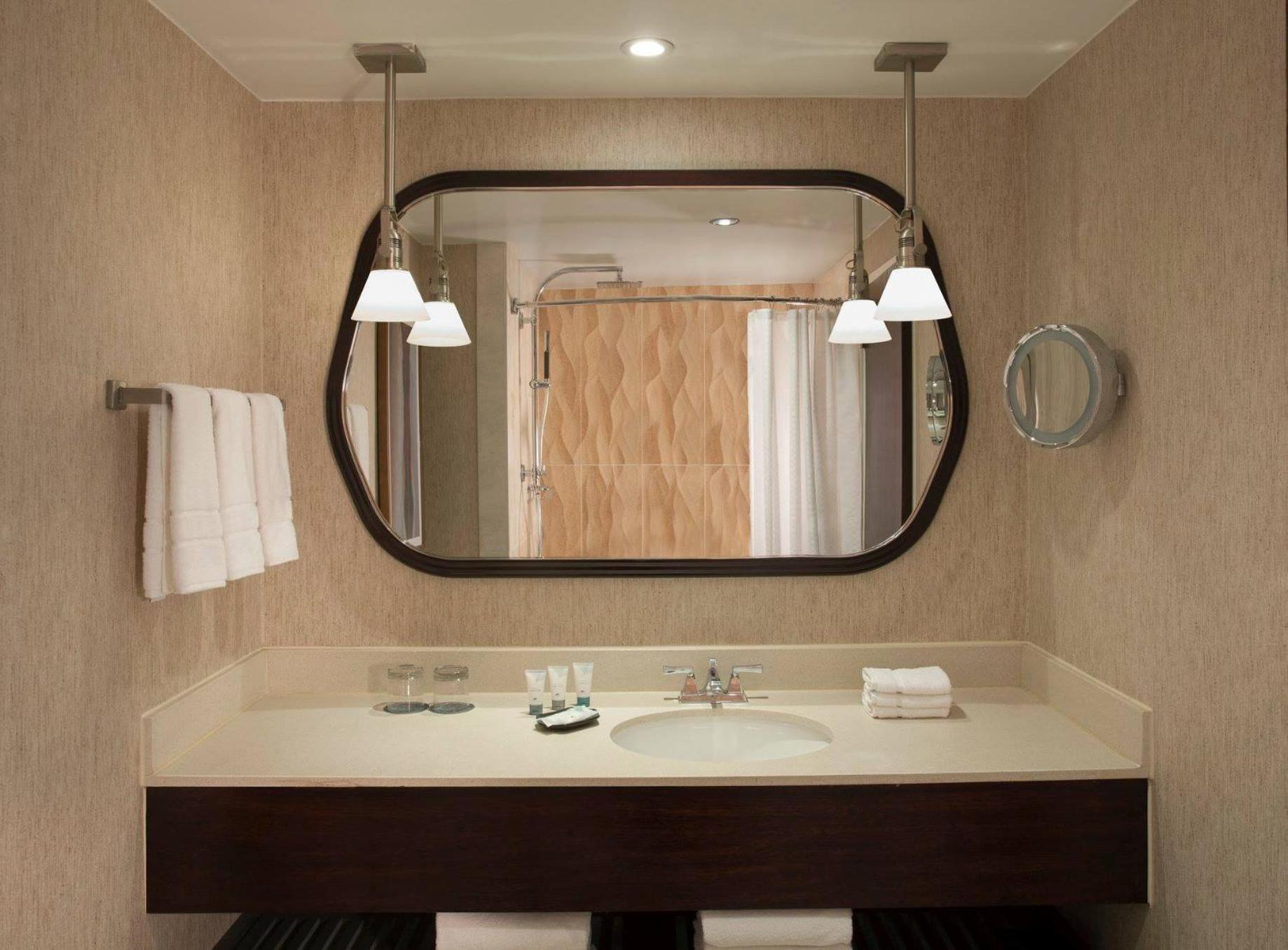 Отель The Westin Southfield Detroit Экстерьер фото