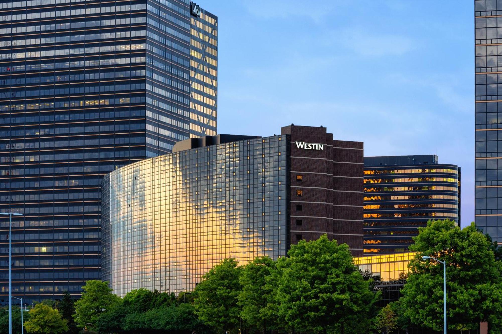 Отель The Westin Southfield Detroit Экстерьер фото