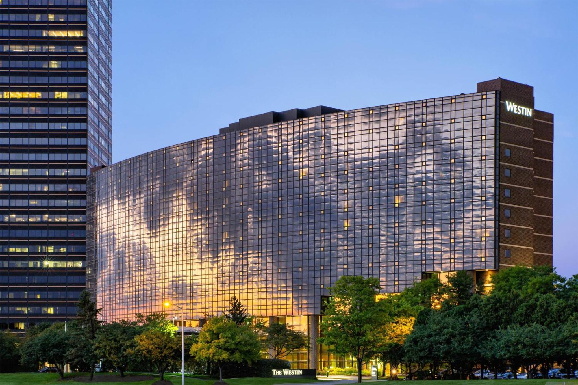 Отель The Westin Southfield Detroit Экстерьер фото
