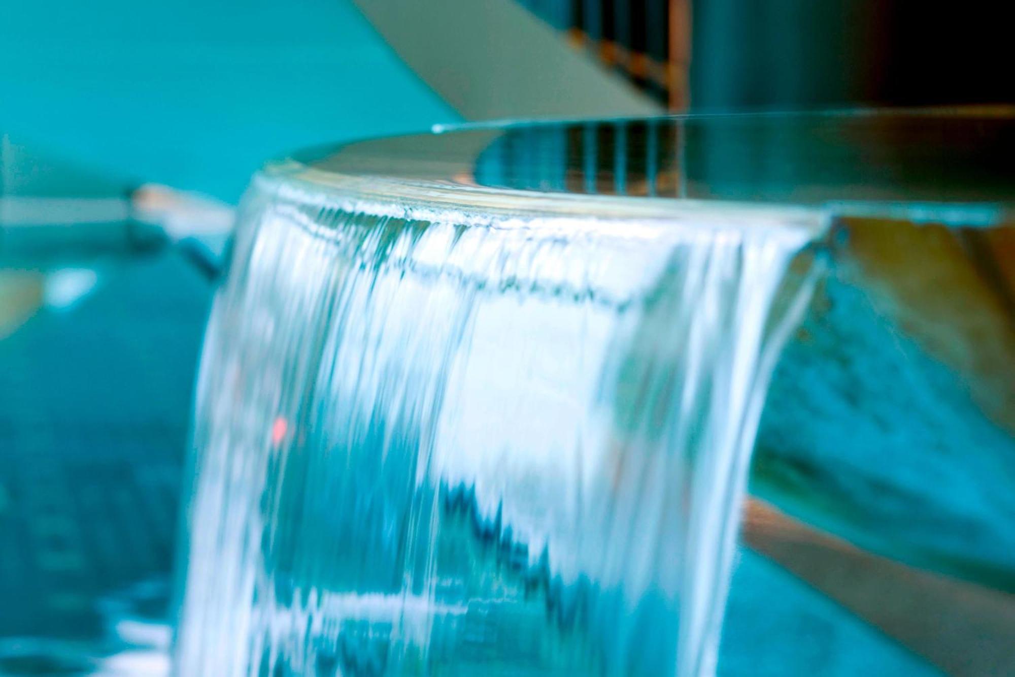 Отель The Westin Southfield Detroit Экстерьер фото