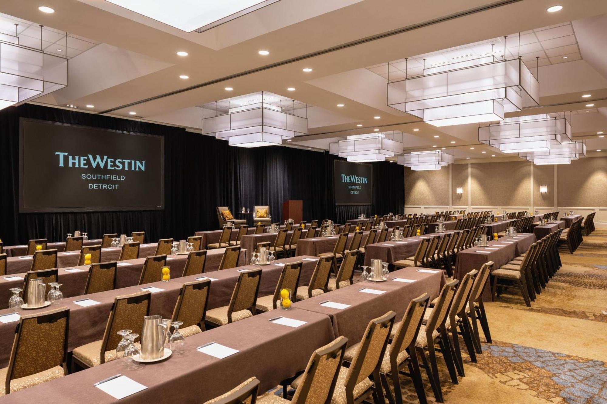 Отель The Westin Southfield Detroit Экстерьер фото